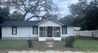 139 Register Avenue, Reidsville, GA 30453