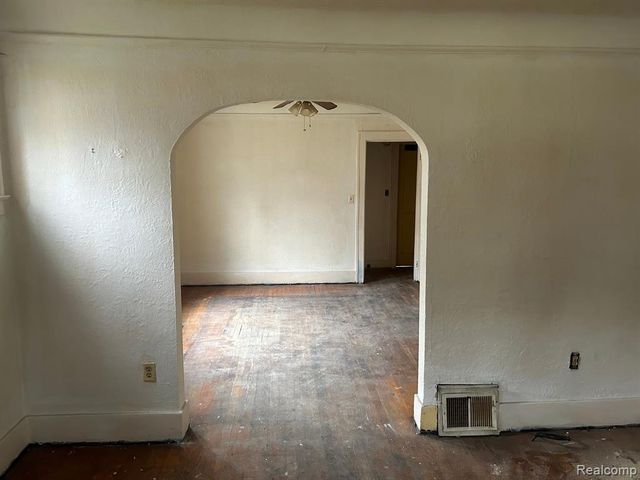 16170 Stoepel Street, Detroit, MI 48221