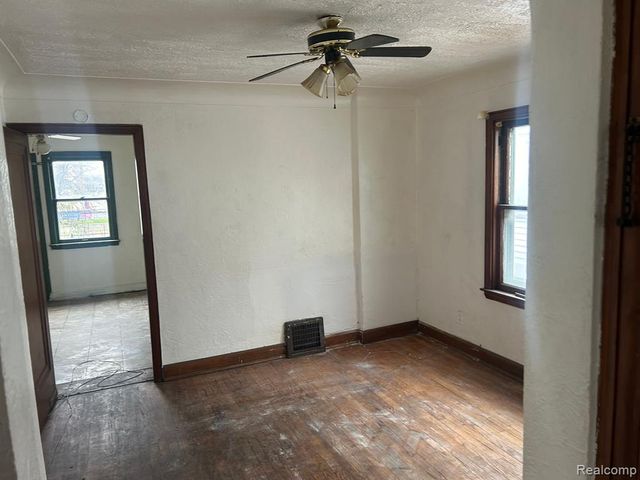 16170 Stoepel Street, Detroit, MI 48221