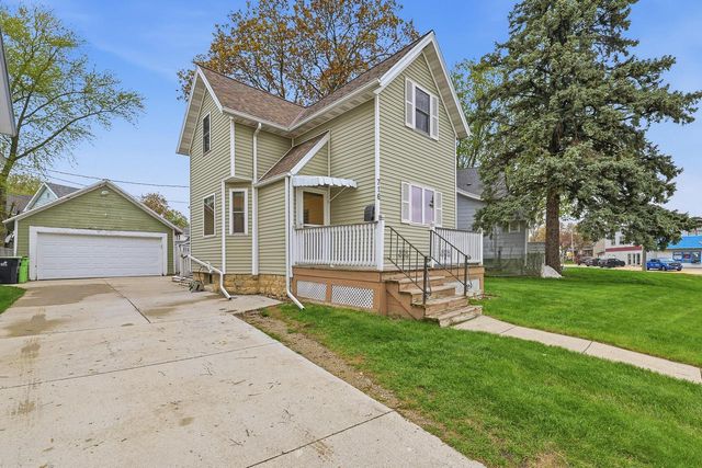 716 N Spring STREET, Beaver Dam, WI 53916