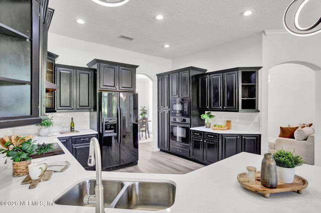 514 SUGAR GROVE Place, Orange Park, FL 32073