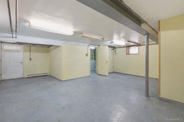 92 Apple Street, Brentwood, NY 11717