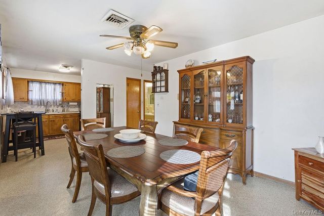 92 Apple Street, Brentwood, NY 11717