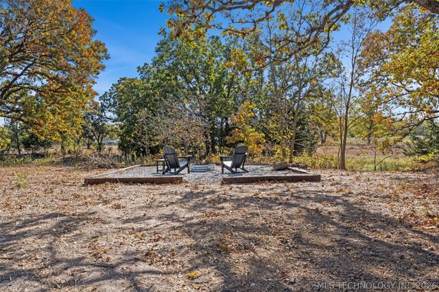 128 2137 Road, Bartlesville, OK 74003