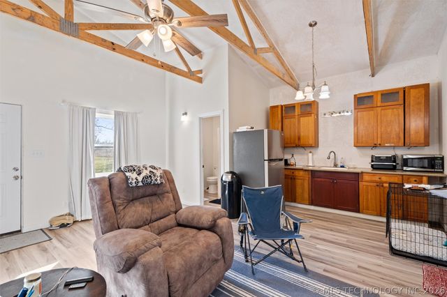 128 2137 Road, Bartlesville, OK 74003