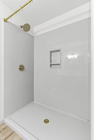 2420 W Rockwood Street, Springfield, MO 65807