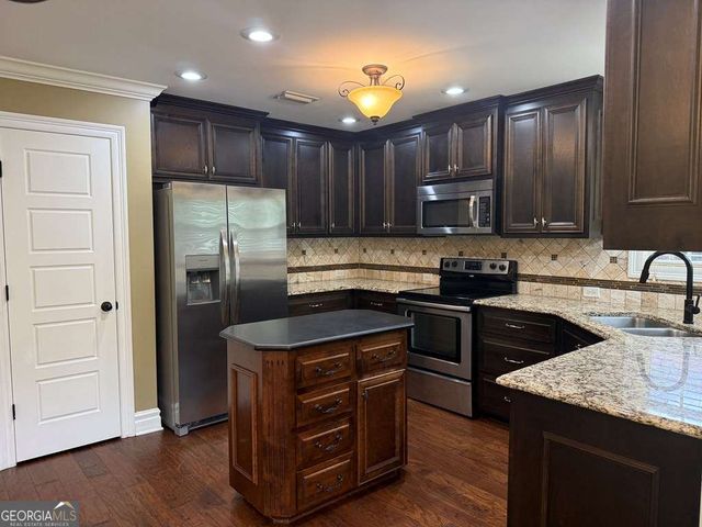3505 Farmers Way, Valdosta, GA 31605
