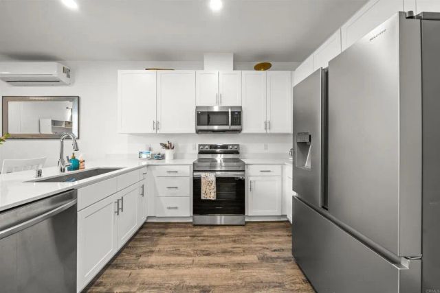 936 Cooper Place, San Diego, CA 92102