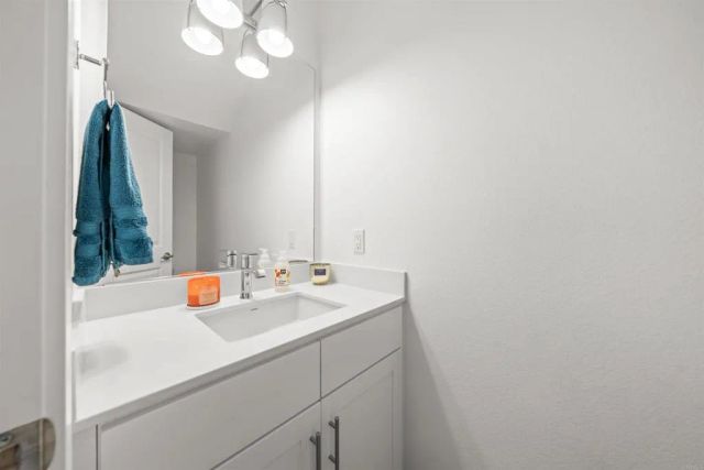 936 Cooper Place, San Diego, CA 92102