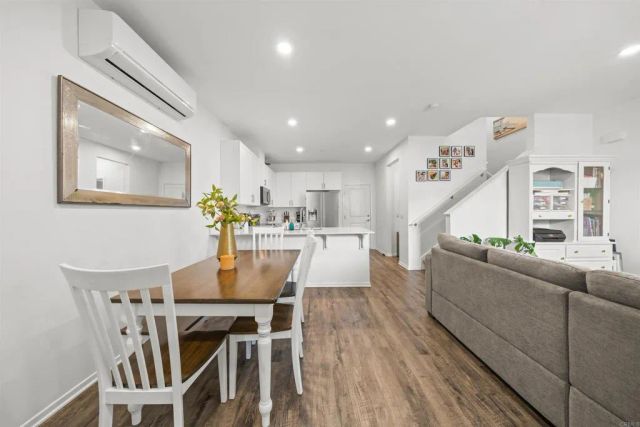 936 Cooper Place, San Diego, CA 92102