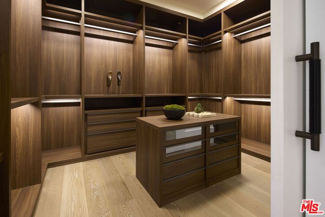 8420 W Sunset Boulevard 505, West Hollywood, CA 90069