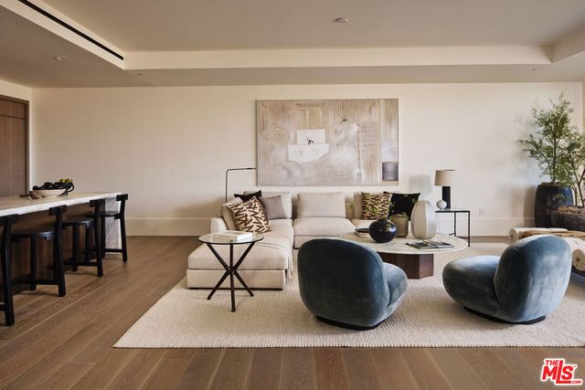 8420 W Sunset Boulevard 505, West Hollywood, CA 90069