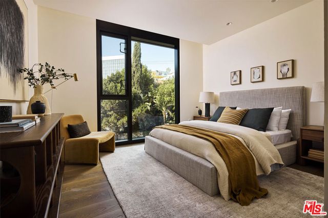 8420 W Sunset Boulevard 505, West Hollywood, CA 90069