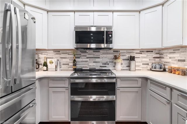 1627 Prospect DR, Chesapeake, VA 23322