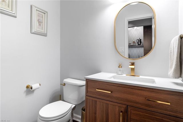 1627 Prospect DR, Chesapeake, VA 23322