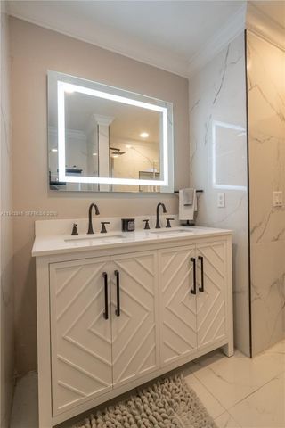 11700 Sheridan St, Pembroke Pines, FL 33026