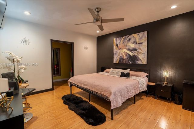 11700 Sheridan St, Pembroke Pines, FL 33026