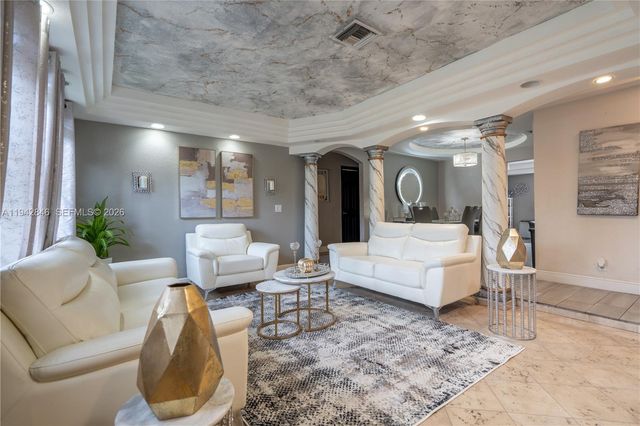 11700 Sheridan St, Pembroke Pines, FL 33026