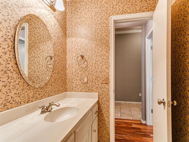 15816 Traditions Boulevard, Edmond, OK 73013