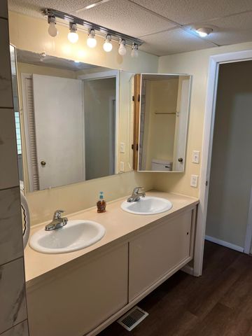 2536 Haverhill Road NE, Palm Bay, FL 32905