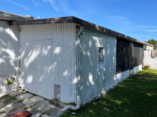2536 Haverhill Road NE, Palm Bay, FL 32905