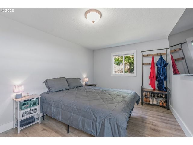 622 Se 111TH Ave, Portland, OR 97216