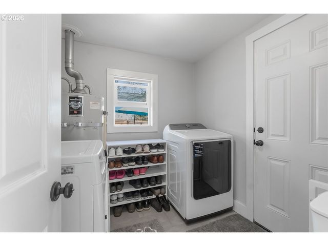 622 Se 111TH Ave, Portland, OR 97216