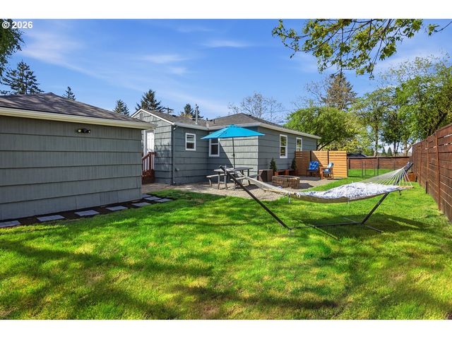 622 Se 111TH Ave, Portland, OR 97216