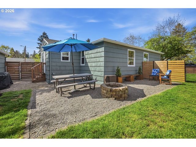 622 Se 111TH Ave, Portland, OR 97216