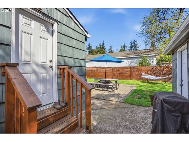 622 Se 111TH Ave, Portland, OR 97216
