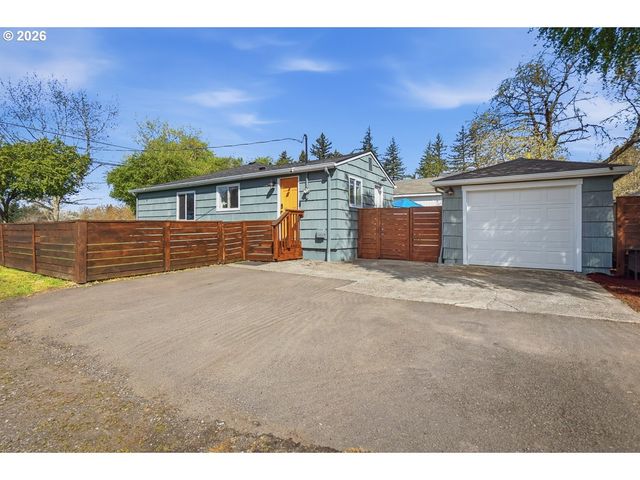 622 Se 111TH Ave, Portland, OR 97216