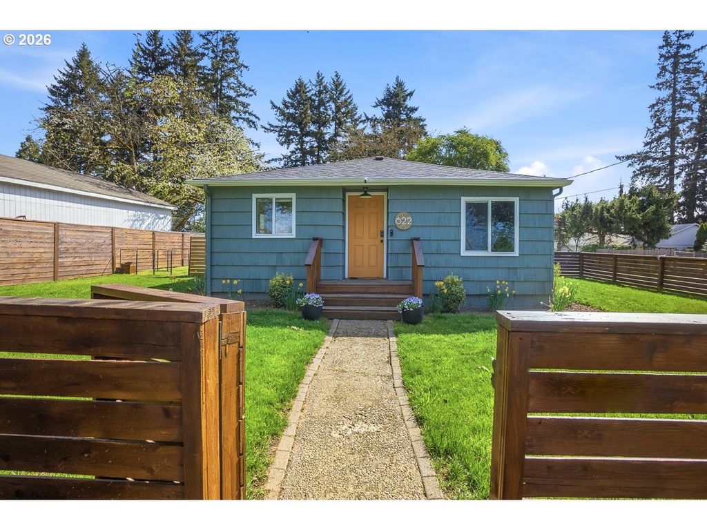 622 Se 111TH Ave, Portland, OR 97216