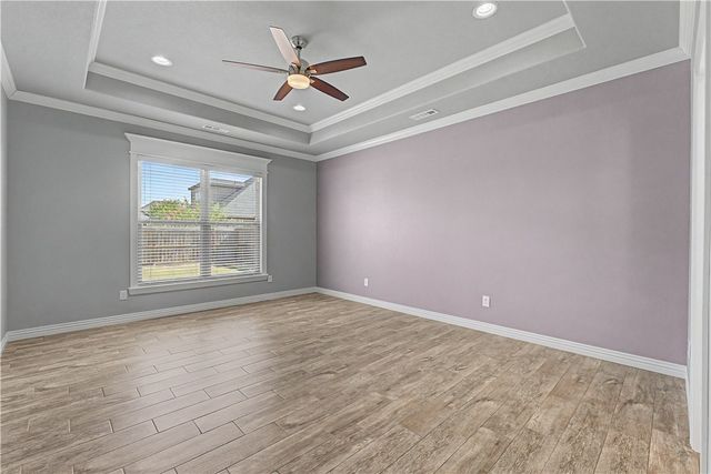 2302 SW Cadwell Avenue, Bentonville, AR 72713