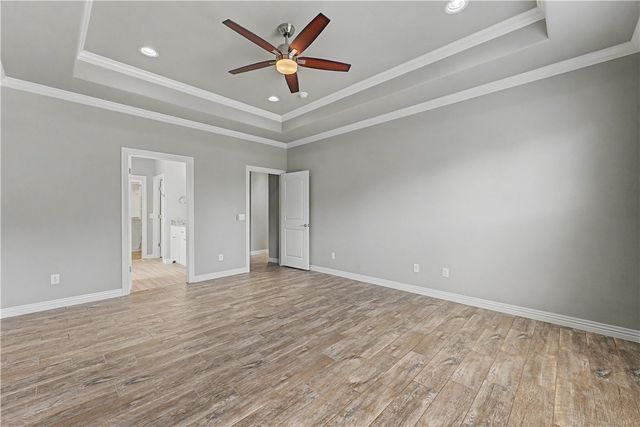 2302 SW Cadwell Avenue, Bentonville, AR 72713