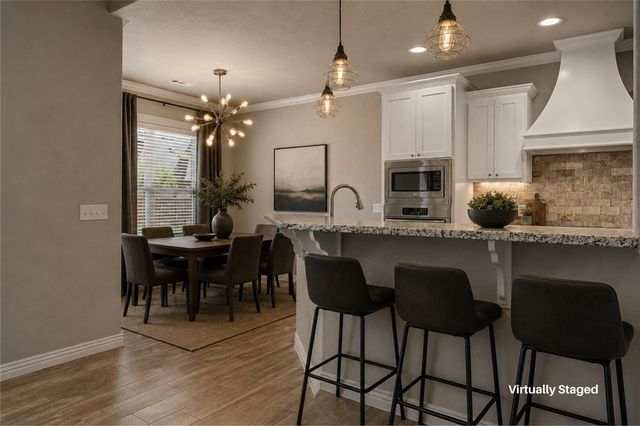2302 SW Cadwell Avenue, Bentonville, AR 72713