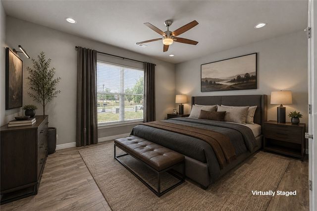 2302 SW Cadwell Avenue, Bentonville, AR 72713