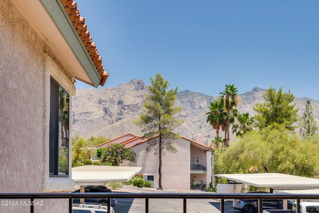 6441 N Tierra de las Catalinas Apt 52, Tucson, AZ 85718