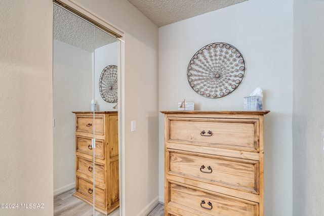 6441 N Tierra de las Catalinas Apt 52, Tucson, AZ 85718