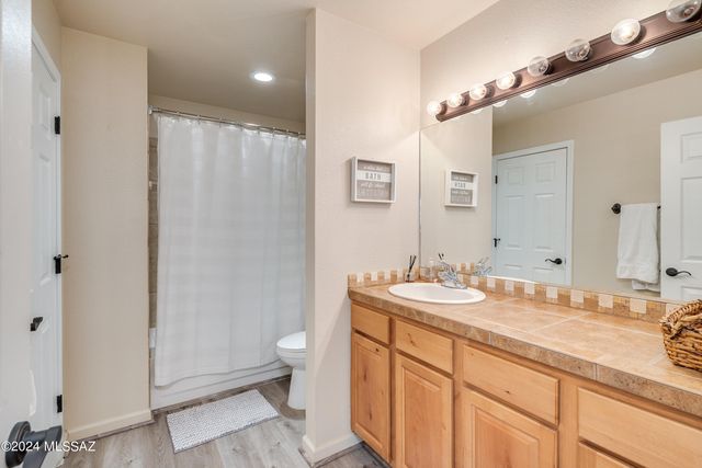 6441 N Tierra de las Catalinas Apt 52, Tucson, AZ 85718