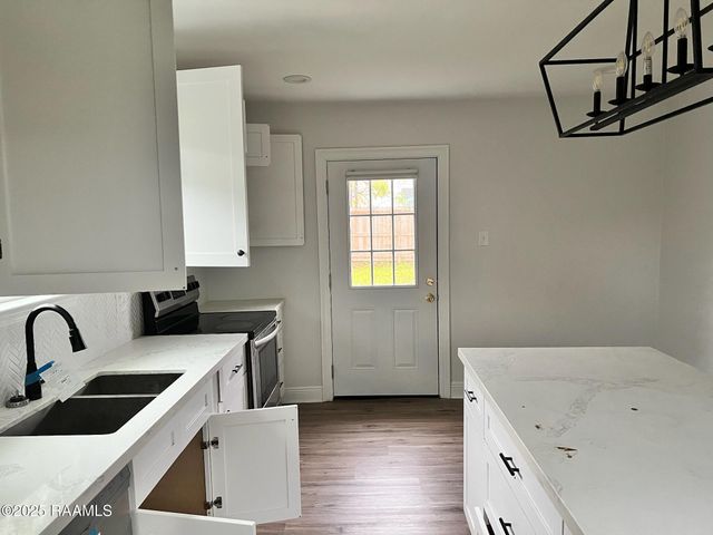 2428 Pecan Drive, Chalmette, LA 70043