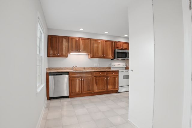 18 Muster Court 18, Lexington, MA 02420
