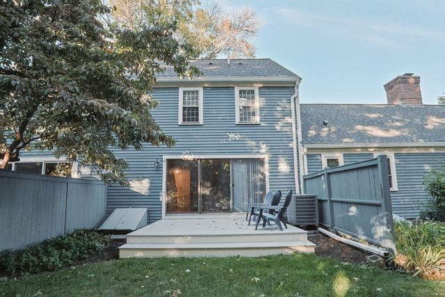 18 Muster Court 18, Lexington, MA 02420