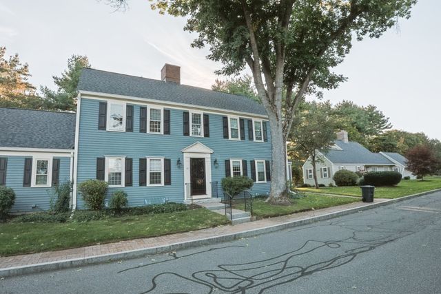 18 Muster Court 18, Lexington, MA 02420
