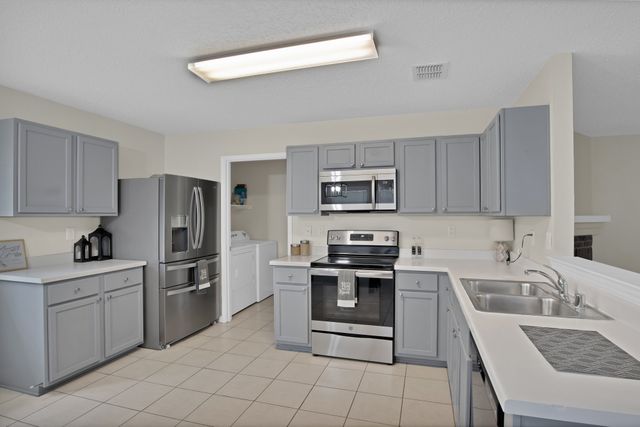 3921 Fox Run Drive, Fort Worth, TX 76123