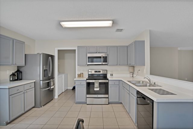 3921 Fox Run Drive, Fort Worth, TX 76123
