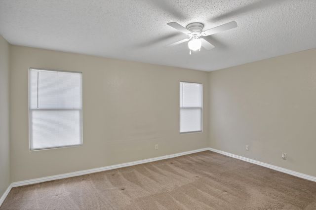 3921 Fox Run Drive, Fort Worth, TX 76123