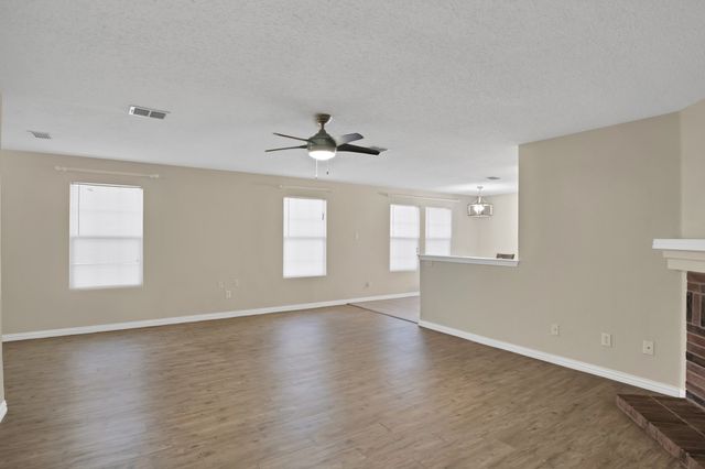 3921 Fox Run Drive, Fort Worth, TX 76123