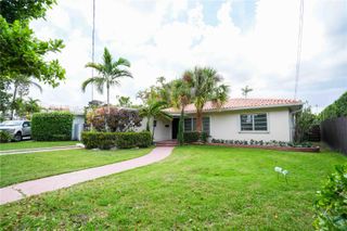 475 S Shore Dr, Miami Beach, FL 33141