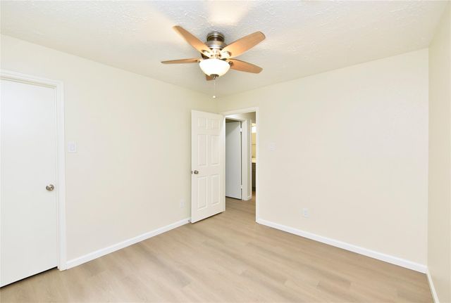 7034 River Bluff Drive, Houston, TX 77085