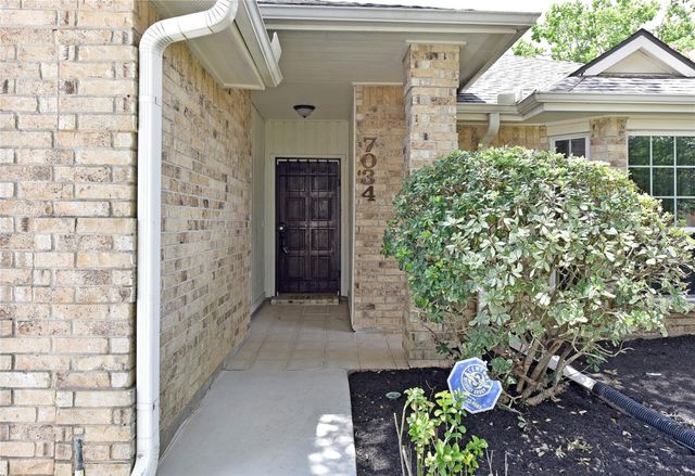 7034 River Bluff Drive, Houston, TX 77085